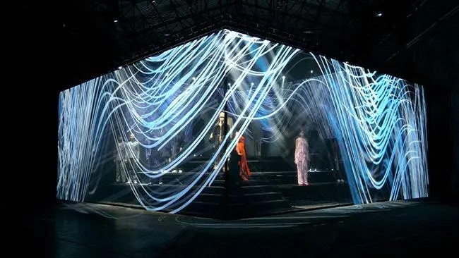 為什么全息影像在展館能得到廣泛應(yīng)用 為什么全息影像在展館能得到廣泛應(yīng)用